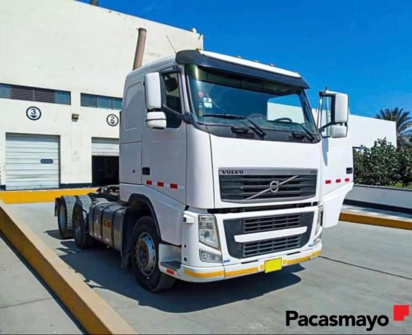 Remolcador Fh440 Año 2015 Precio $ 45,000.00.