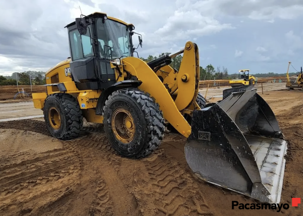 Cargador Frontal Caterpillar 938M Año 2020 PRECIO $ 76,000.00