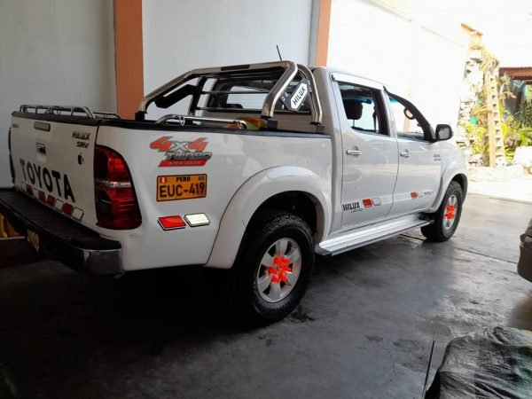 TOYOTA MODELO HILUX SRV AÑO 2013 PRECIO S/.41,000.00 - Imagen 3