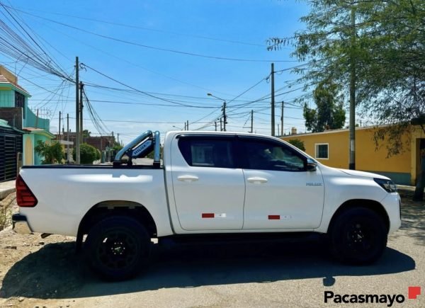 TOYOTA MODELO HILUX SRV AÑO 2024 PRECIO S/.110,000.00 - Imagen 4